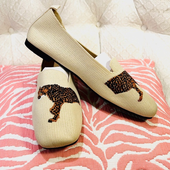 N1-NEW Leopard-Embroidered Knit Slip-On Flats - Picture 5 of 9